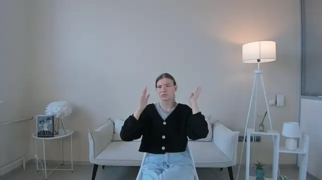 MarcelinaRedfern stripchat live cam model