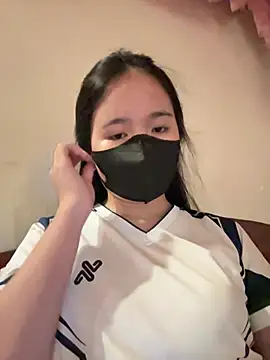 Gwen879 stripchat live cam model