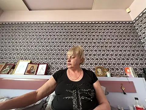 AnastasiaGrey777 stripchat live cam model
