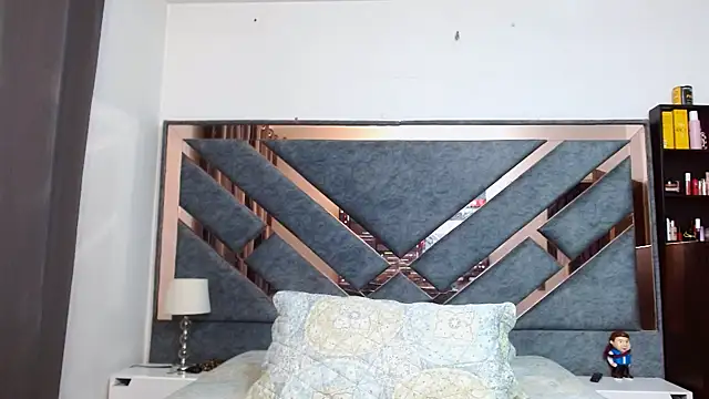 KarlaTesg stripchat live cam model