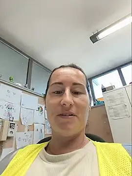 bichota85 stripchat live cam model