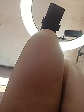 Marathi_Ashu1 stripchat live cam model