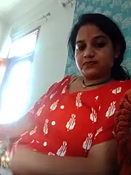 Priya_sharma16 stripchat live cam model