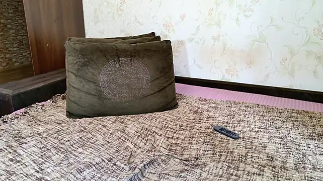 MARMELADINKA- stripchat live cam model