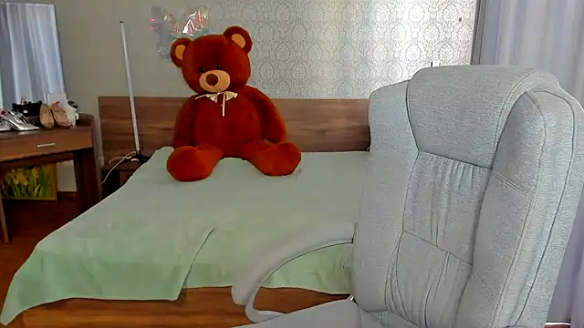 IrenRori stripchat live cam model