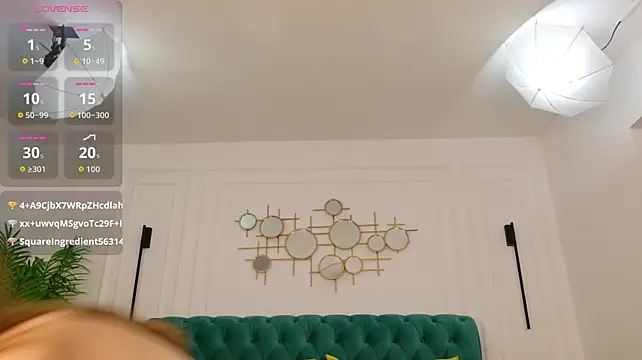 IrisLayne stripchat live cam model