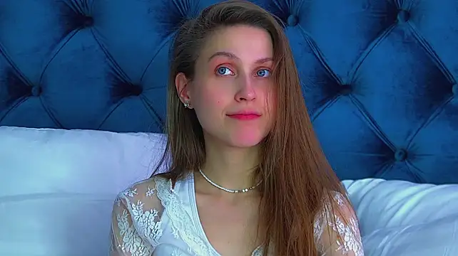 HaileyArden stripchat live cam model