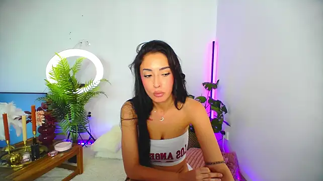 Awesome_Jolie stripchat live cam model