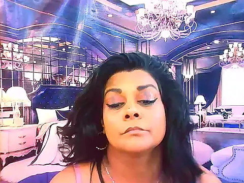 indianCherryPie stripchat live cam model