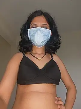 Shivani2002 stripchat live cam model