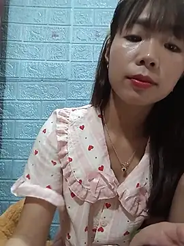 AmyLinee01 stripchat live cam model