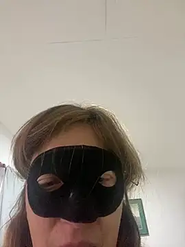 lulupiecitosamor stripchat live cam model