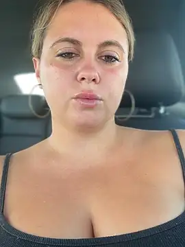 Samantha_official stripchat live cam model