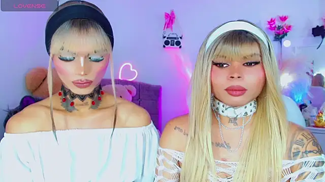 AdanKinng stripchat live cam model