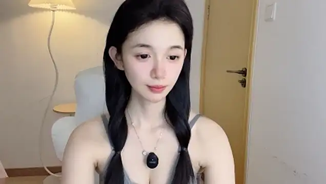 Annie-3 stripchat live cam model
