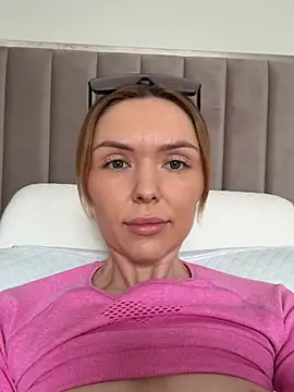 lolableux stripchat live cam model