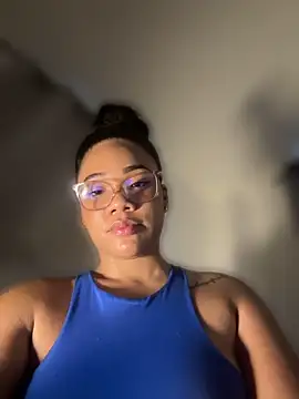 ashley_Tompson1 stripchat live cam model