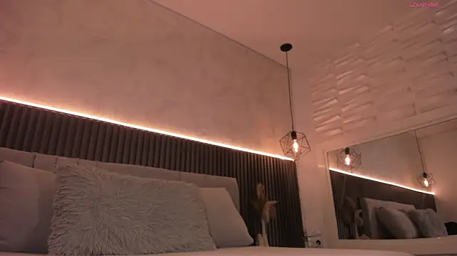 SOPHICARTERS stripchat live cam model