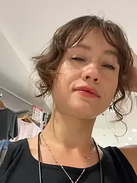 what_is_the_sun stripchat live cam model