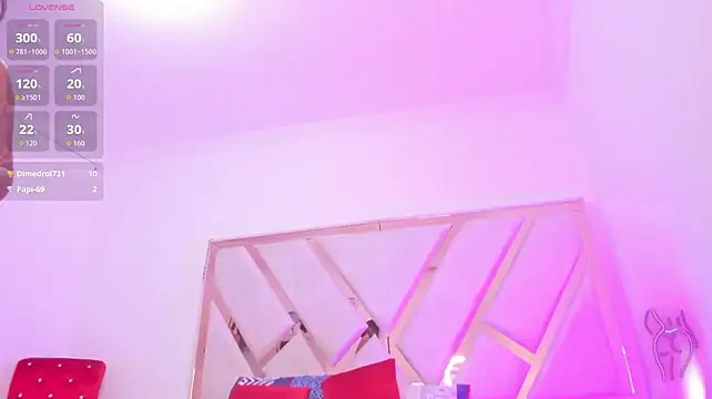 MarianaaSantos stripchat live cam model