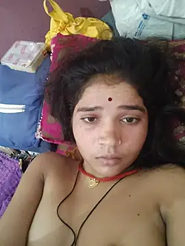 Mahek_-Love143 stripchat live cam model