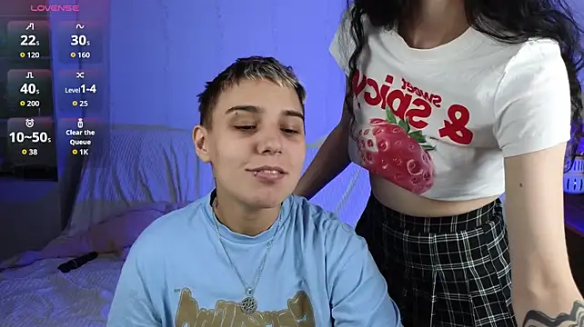 LuxuryLoverss stripchat live cam model