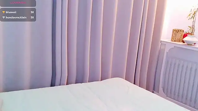 yufenna stripchat live cam model