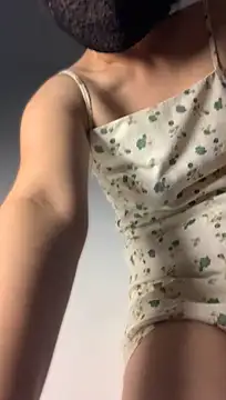 Lisa--queen stripchat live cam model
