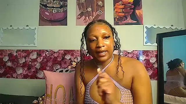 EnchantingLisa stripchat live cam model