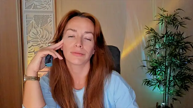 RebeccaMartinez stripchat live cam model