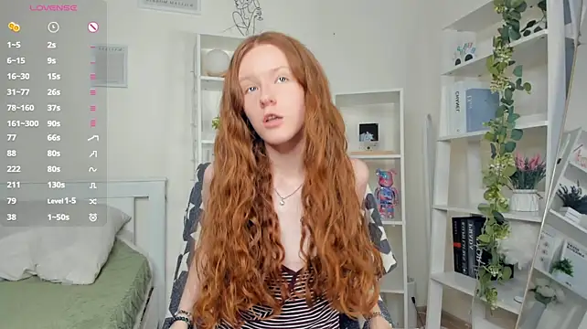 ZaraBluitt stripchat live cam model