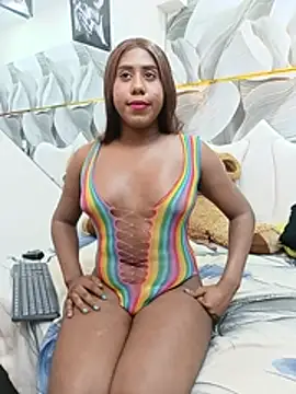 CamilosaOrtega stripchat live cam model