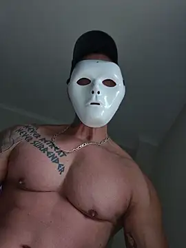 badbrown stripchat live cam model