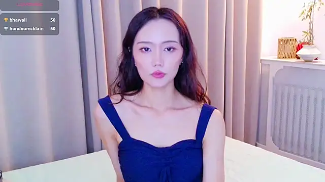 yufenna stripchat live cam model