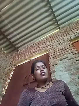Hot_babli625 stripchat live cam model
