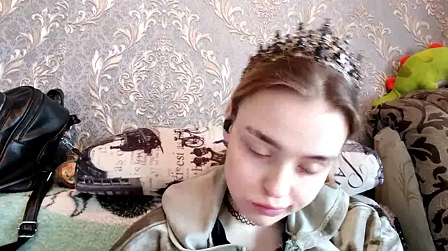 CaraDelevingnee stripchat live cam model
