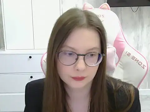 Elvirada stripchat live cam model