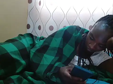 chocolatah_shii stripchat live cam model