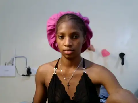 fuckaddict_reggy stripchat live cam model