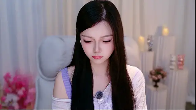echo-ya stripchat live cam model
