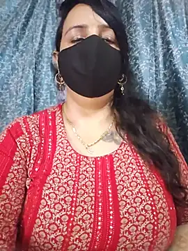 cute-tanvi stripchat live cam model