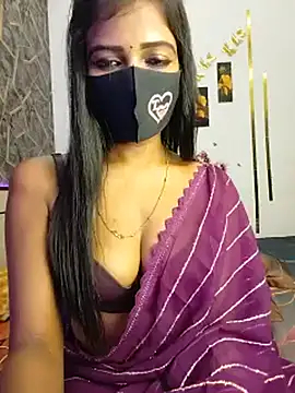 Misss-julli stripchat live cam model