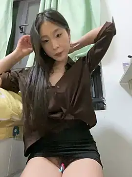 yaqing666 stripchat live cam model