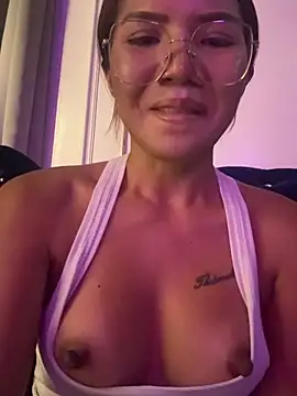 Alittleasiangirl stripchat live cam model