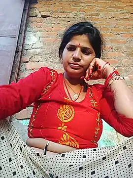 Joohi_Chawla143 stripchat live cam model