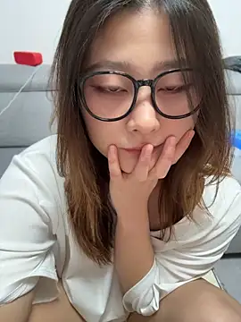 Mu-Mu520 stripchat live cam model