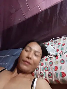 Lily-ly stripchat live cam model