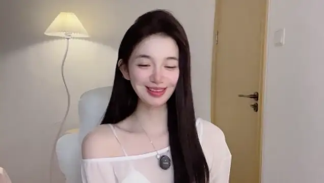 Annie-3 stripchat live cam model