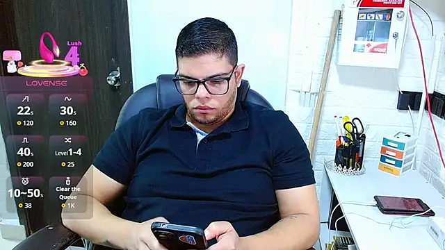 Realjoel01 stripchat live cam model
