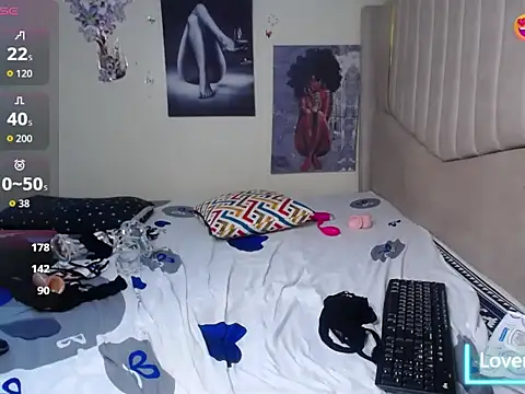 KissMeCoco stripchat live cam model